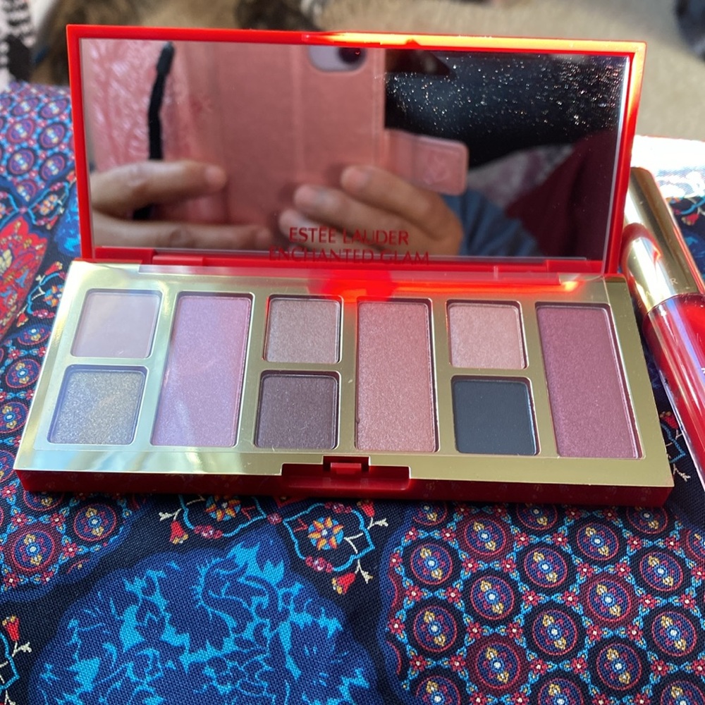 NWOT makeup pallet